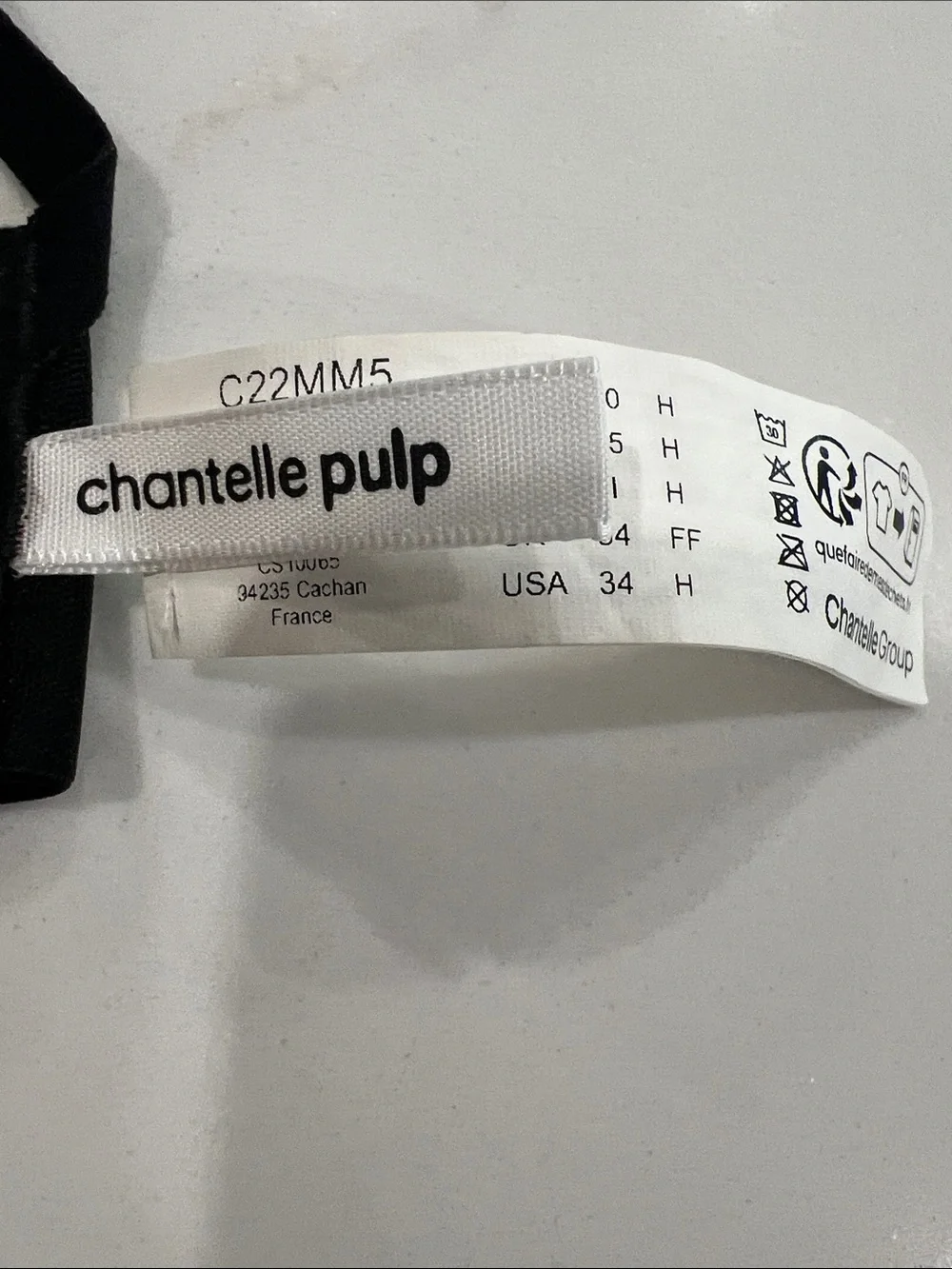 Chantelle Pulp Crush Unlined Demi Bra - Black  size 34 H